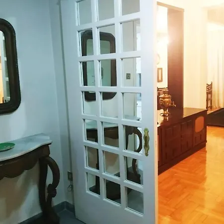 Διαμέρισμα Absolutely Central Luxury *