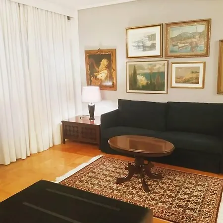 Absolutely Central Luxury Διαμέρισμα *