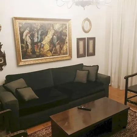 Διαμέρισμα Absolutely Central Luxury *